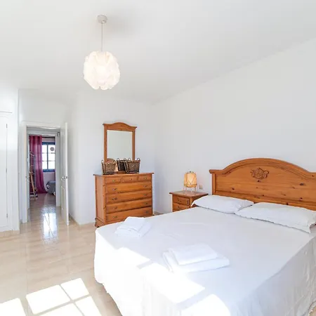 Villa Beautiful Detached Lanzarote 3 Bedrooms Stacruz Bay Stunning Views Close To Amenities