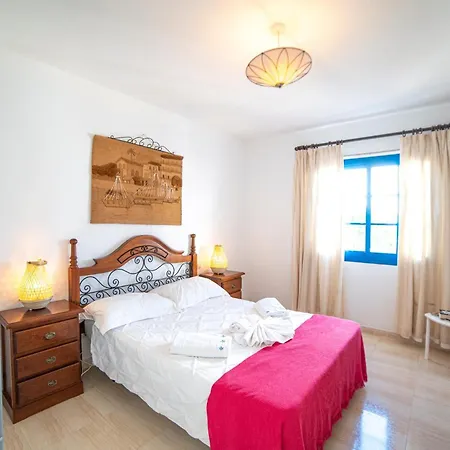 Beautiful Detached Lanzarote 3 Bedrooms Stacruz Bay Stunning Views Close To Amenities * Playa Blanca (Lanzarote)