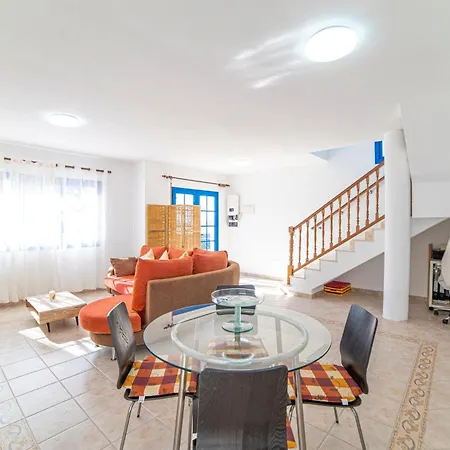 Beautiful Detached Lanzarote 3 Bedrooms Stacruz Bay Stunning Views Close To Amenities Villa