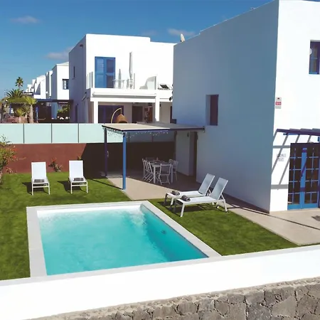 Villa Beautiful Detached Lanzarote 3 Bedrooms Stacruz Bay Stunning Views Close To Amenities *