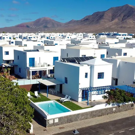Villa Beautiful Detached Lanzarote 3 Bedrooms Stacruz Bay Stunning Views Close To Amenities *